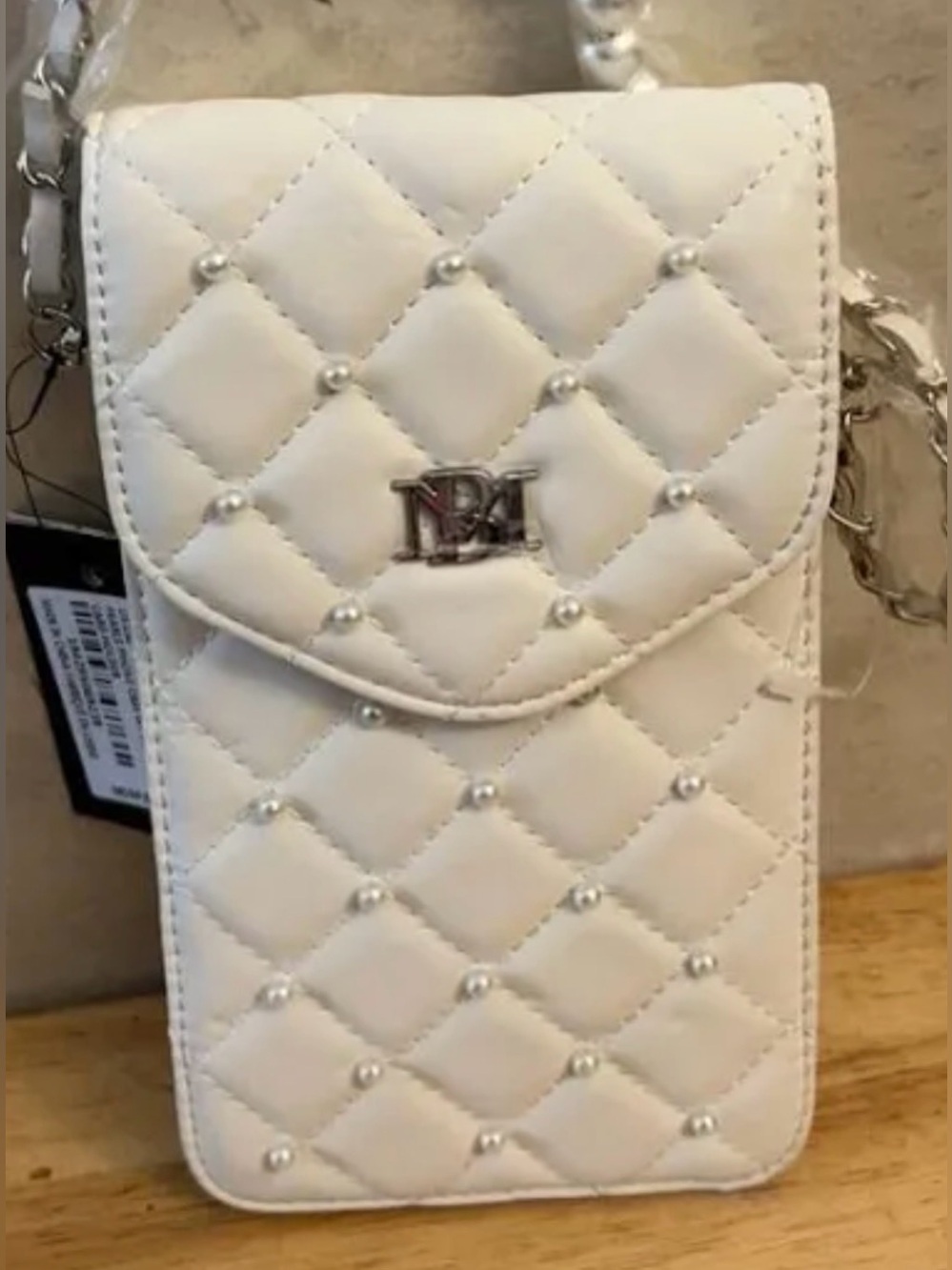 NWT cream badgley muschka phone bag NWT $79